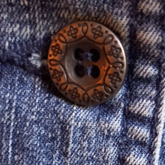 Alfred Dunner Blue Jean Vest - Picture 11 of 14